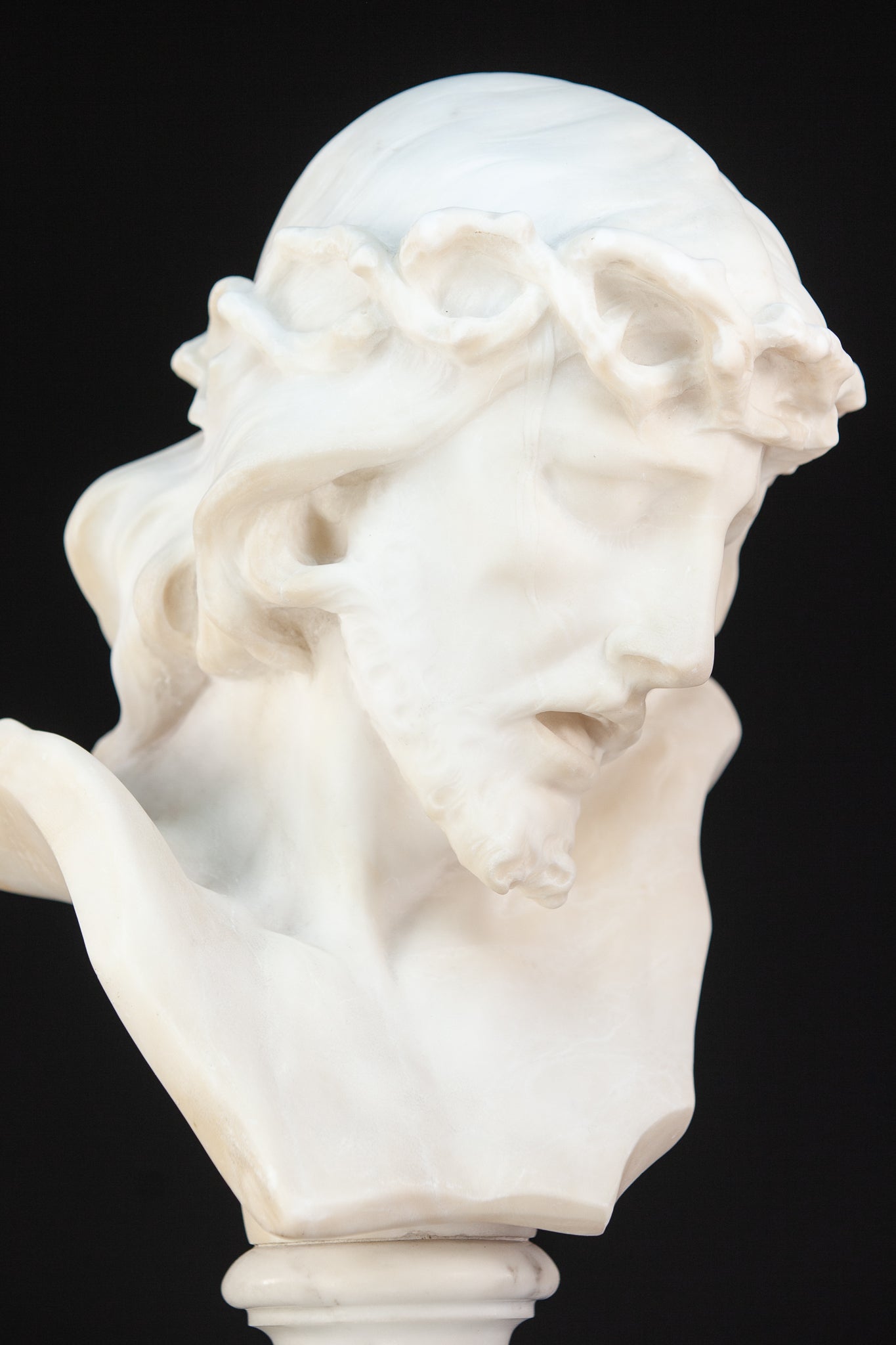 Ecce Homo Alabaster Sculpture | 17.7"