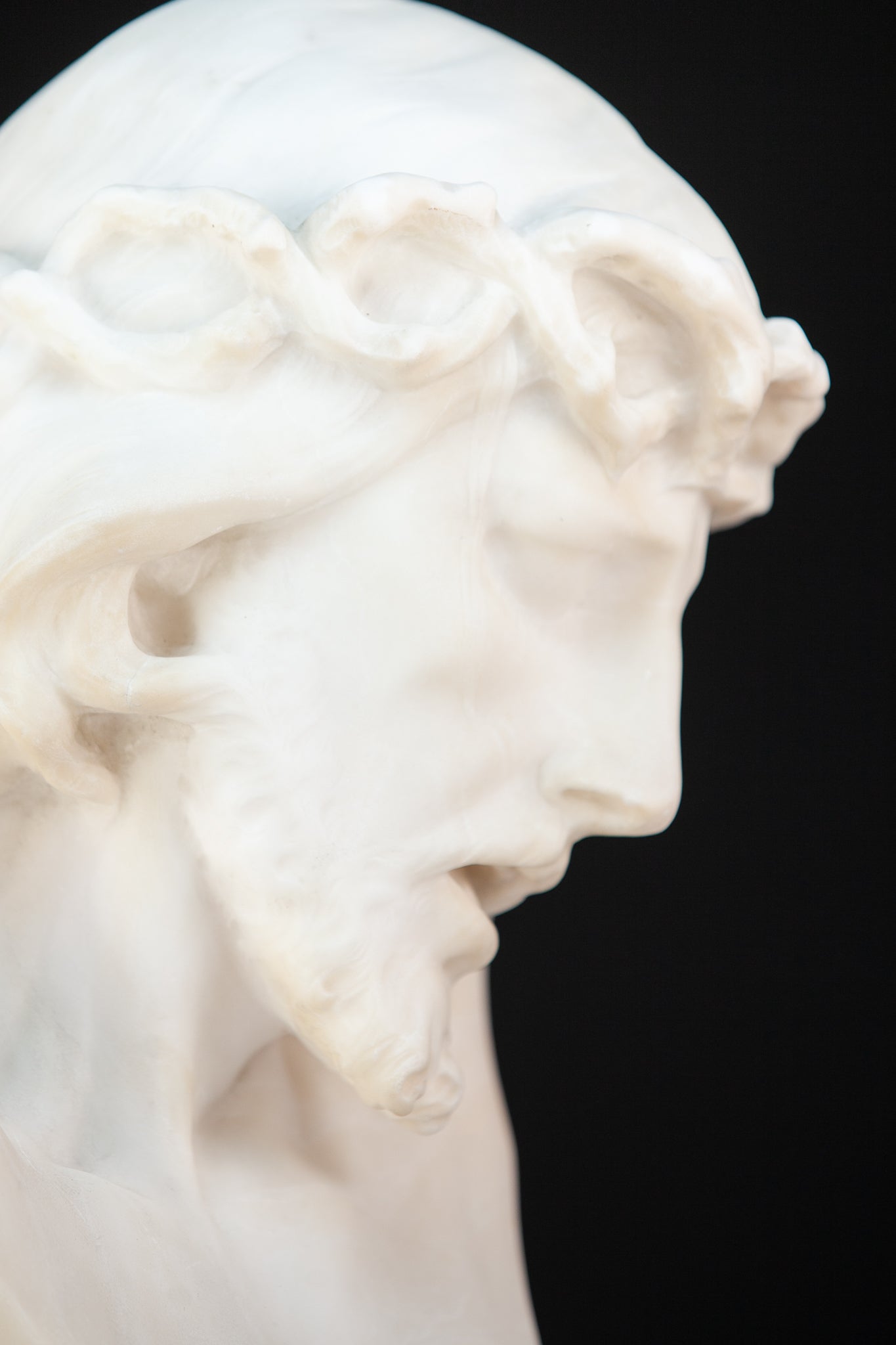 Ecce Homo Alabaster Sculpture | 17.7"