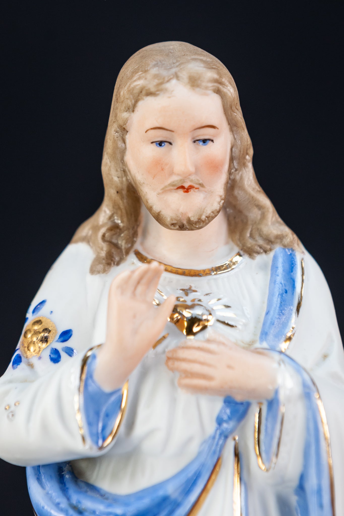 Jesus Sacred Heart Porcelain Statue 10.4"