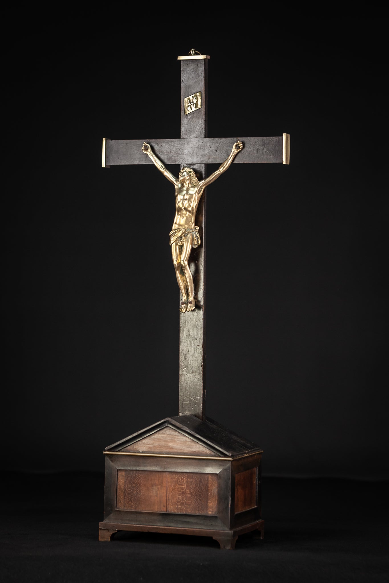 Altar Crucifix |  Bronze Christ 1700 | 24.4"