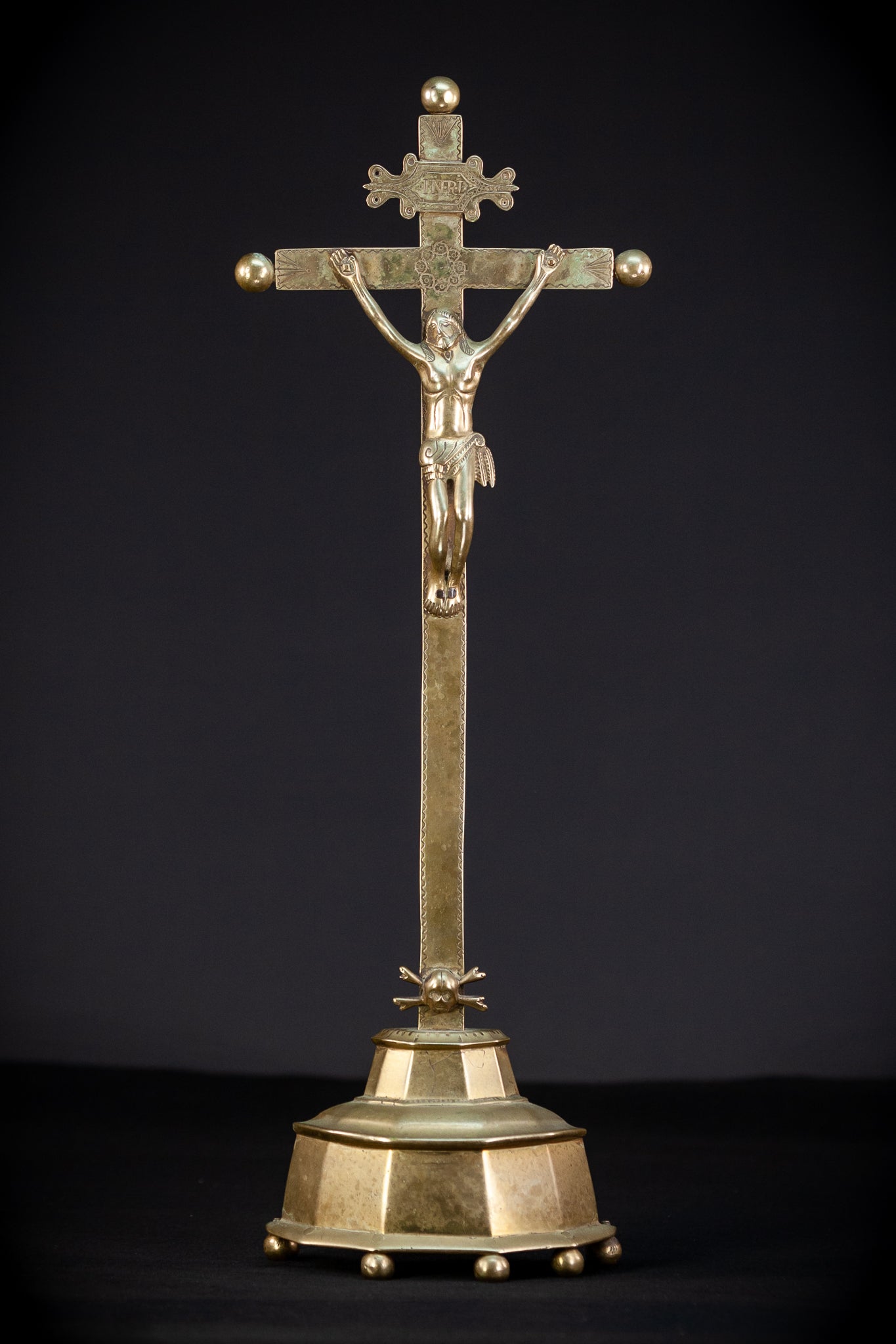 Crucifix Altar | 1600s Renaissance | 20.9"